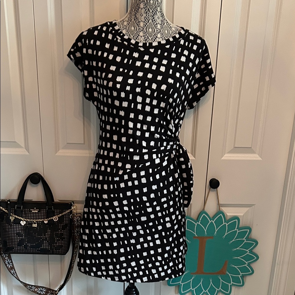 Jessica Simpson Black and White Mini Dress
